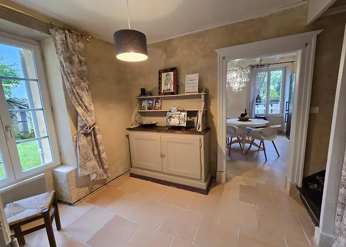 Viso, Proche Saint Emilion بيت للعطل